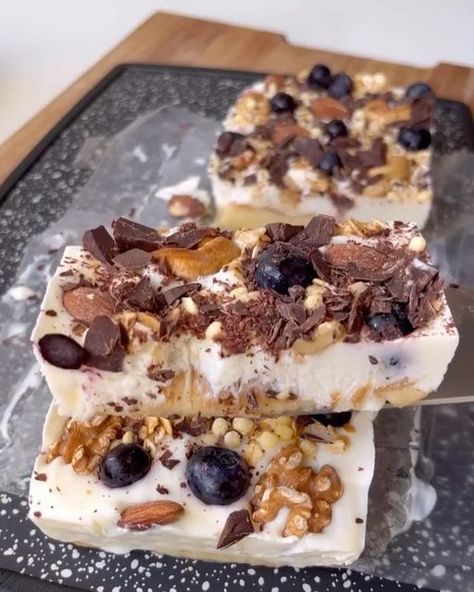 Healthy Dessert Recipes, Healthy Sweets, Deli Food, Healthy Lifestyle Food, حلويات صحية, Healthy Sweets Recipes, Food Videos Desserts, Healthy Snacks Recipes, Healthy Treats