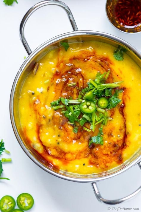 Easy Yellow Lentil Daal for meatless Monday dinner Daal Recipe Indian, Daal Tadka, Tadka Recipe, Dahl Recipe, Dhal Recipe, Yellow Food, Yellow Lentils, Lentil Dal, Meatless Monday Recipes