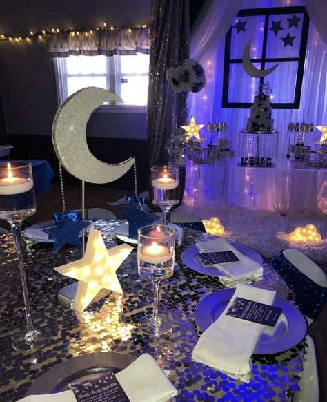 Sweet 16 Party Starry Night, Stars And Moon Sweet 16, Moon And Stars Diy Decor, Star Table Decorations Centerpieces, Stary Night Sweet 16 Party Ideas, Starry Night Table Setting, Star Theme Sweet 16, Under The Stars Themed Party, Under The Stars Decorations Table Settings