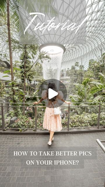 Jewel Changi Airport Pose, Jewel Airport Singapore, Jewel Changi Airport Photoshoot, Singapore Photo Ideas, Singapore Outfit Ideas, Airport Sunset, Reel Tutorial, Singapore Outfit, Jewel Changi Airport