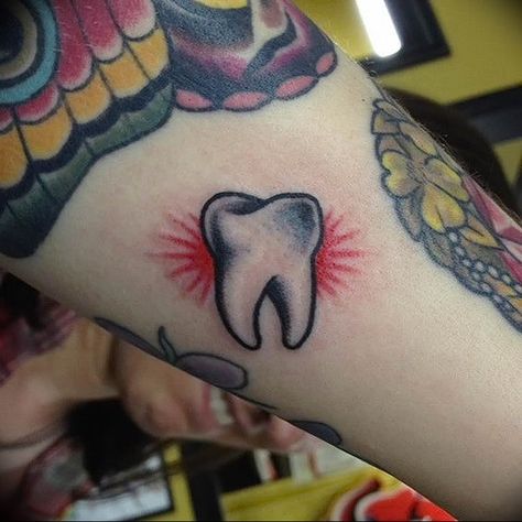 American Traditional Teeth Tattoo, Tooth With Wings Tattoo, Trad Tooth Tattoo, Traditional Tooth Tattoo, Traditional Tattoo Tooth, Tattoo Sleeve Filler, Tooth Tattoo, Rune Tattoo, Party Tattoos