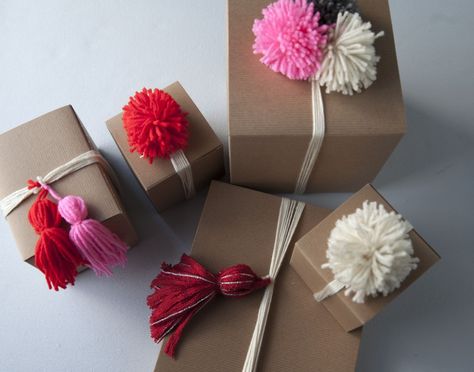 Yarn_Gift_Wrapping Wrapping With Yarn, Yarn Gift Wrapping, Yarn Pom Poms, Xmas Gift Wrap, Tassel Crafts, Princeton Nj, Yarn Gifts, Gift Wrapping Ideas, How To Make A Pom Pom