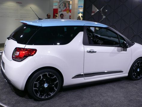 Citroen Ds3, Perfect Photos, Citroen Ds, First Car, Street Fighter, Car Door, Cool Cars, Peugeot, Car Model