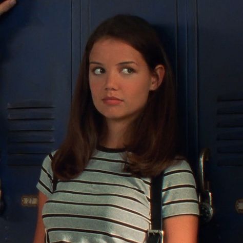 joey potter, dawson's creek, joey potter icon, pacey witter, joshua jackson, jen lindley, Dawson's creek aesthetic, Dawson's creek bts, joey potter aesthetic, katie Holmes Joey Dawson's Creek Outfits, Katie Holmes Young, Joey Potter Outfits, Iconic Brunettes, Joey Dawson's Creek, Katie Holmes Style, Pacey Witter, Joey Potter, Dawson Creek