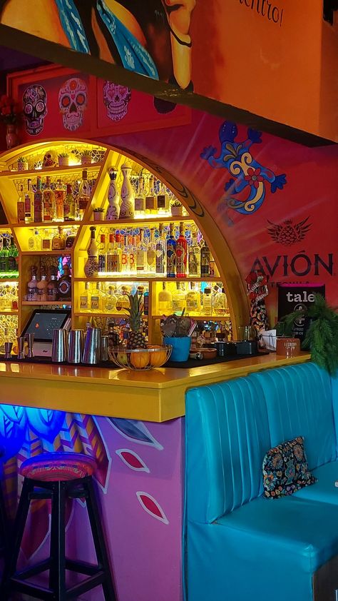 Mexican Bar Decor Ideas, Mexican Restaurant Bar Design, Mexican Restaurant Furniture, Cute Mexican Restaurant Decor, Mexican Cantina Bar Ideas, Authentic Mexican Restaurant Design, Mexican Bar Decor, Mexican Restaurant Ideas, Mexican Cantina Decor