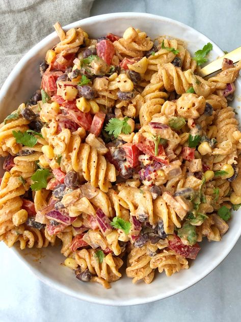 Southwestern Pasta Salad - onebalancedlife.com Pasta Salad Recipes Southwest, Summertime Dinners, Southwestern Pasta Salad, Southwestern Pasta, Summer Meal Prep, Southwest Pasta, Southwest Pasta Salad, Uni Meals, Cold Lunch Ideas