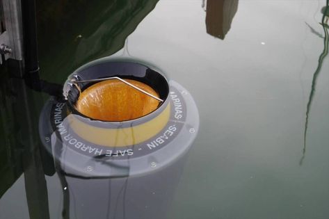 Toronto just put a bunch of floating garbage cans in Lake Ontario Seabin Project, Garbage In The Ocean, Ontario City, Toronto Street, Toronto Airport, Environmental Justice, Garbage Bin, Lake Ontario, Garbage Can