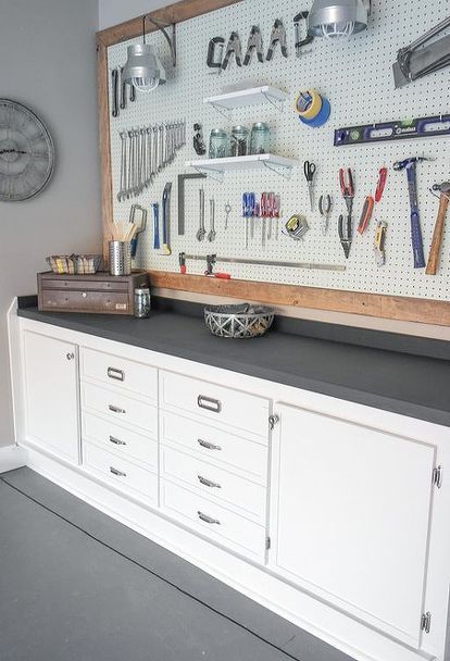 garage workbench makeover, garages, home improvement, organizing, storage ideas Workshop Organisation, Organized Garage, Garage Organization Tips, Garage Organisation, Woodworking Store, Rayong, Garage Organize, Garage Remodel, Garage Shed