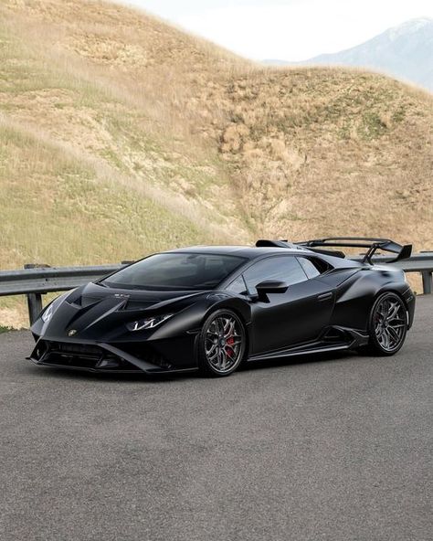 Lamborghini Huracan Sto, Huracan Sto, Dream Car Garage, Performance Wheels, Racing Car Design, Cool Car Pictures, Best Luxury Cars, Lamborghini Huracan, My Dream Car