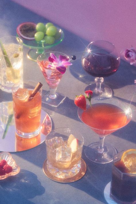 Cocktail Photography, Shotting Photo, Blender 3d, Photography Inspo, Life Photography, Still Life Photography, The Table, Aesthetic Art, Art Direction