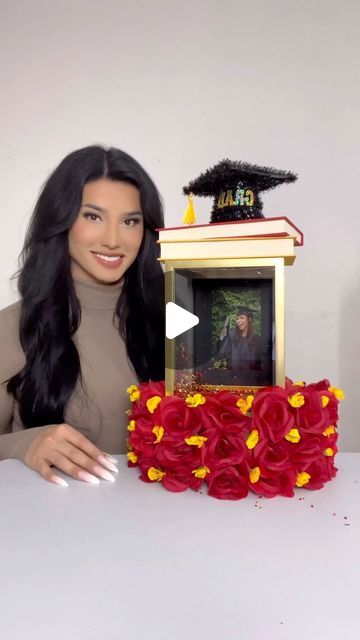 Lou Flores on Instagram: "Graduation DIY 🎓 #graduation #graduationparty #graduationdecor #graduation2024 #dollartree" Graduation Picture Frame Ideas Diy, Grad Party Decorations Diy Dollar Stores, Diy Graduation Pictures, College Graduation Centerpiece Ideas, Dollar Tree Graduation Ideas, Graduation Centerpieces For Boys, Grad Centerpiece Ideas, Gift Graduation Ideas, Graduation Diy Gifts