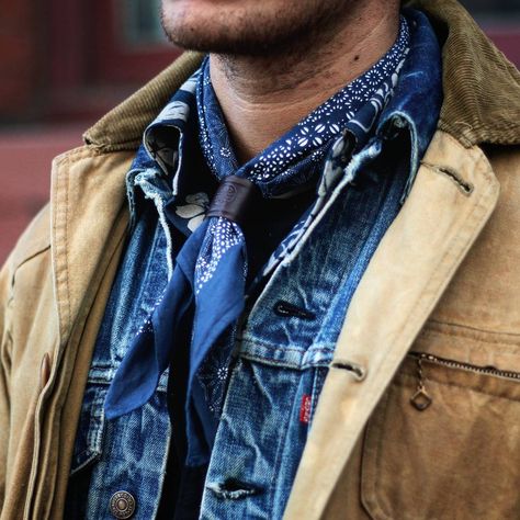 Denim and canvas and an indigo bandana to complete the look.   #kirikomade #layers #denim #canvas #indigo #mensstyle #fallstyle #bandana #madeinportland Neckerchief Slide, Bandanas Men, Silk Bandana, Bandana Styles, Layered Fashion, Komplette Outfits, Looks Style, Bandanas, Scarf Styles