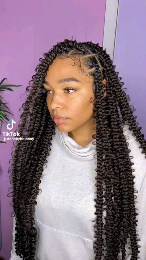 Butterfly Passion Braids, Baddie Hairstyles Braids, Two Braids Hairstyle Black Women, Hairstyle Black Women, Passion Braids, Butterfly Braids, Unique Braided Hairstyles, Butterfly Hairstyle, Braids For Black