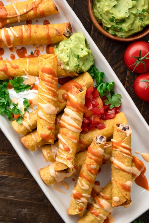 Crispy Chipotle Black Bean Taquitos Black Bean Taquitos, Bean Taquitos, Southwest Food, Vegetarian Main Dish, Chipotle Black Beans, Chickpea Tacos, Taquitos Recipe, Guacamole Salsa, Queso Recipe