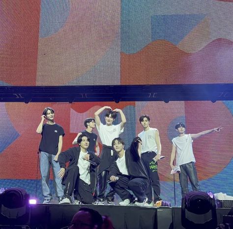 enhypen group photo of them posing together at the Anaheim concert for their manifesto world tour Concert Aesthetic, Group Photos, Kpop Wallpaper, Anaheim, Photo Wallpaper, Going To The Gym, Boyfriend Pictures, A Group, K Pop