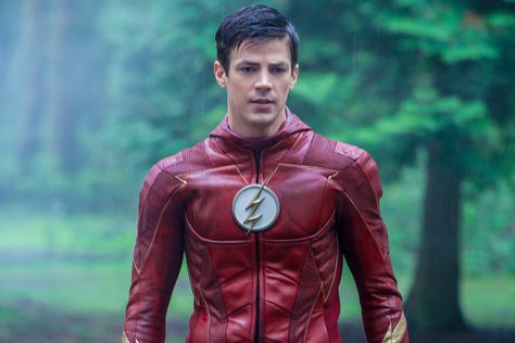 Grant Gustin Slams Body Shamers Who Mocked Him After The Flash Costume Surfaces Online Flash Season 4, Flash Costume, Superhero Shows, Flash Barry Allen, The Cw Shows, The Flash Grant Gustin, Candice Patton, The Flash Season, Flash Tv Series