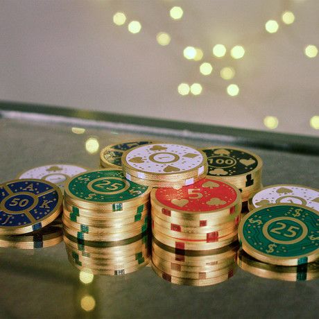 Gold Plated Poker Chip Set // 100 Count 25th Birthday Parties, Poker Chips Set, Vegas Theme, Poker Set, Acrylic Furniture, Poker Chip, Casino Sites, 25th Birthday, Diy Metal