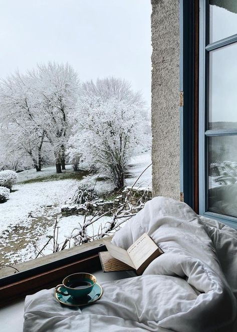 Winter Cottage, Winter Cabin, Winter Love, Winter Scenery, Winter Magic, Window View, Snowy Day, Jan 1, Winter Wonder