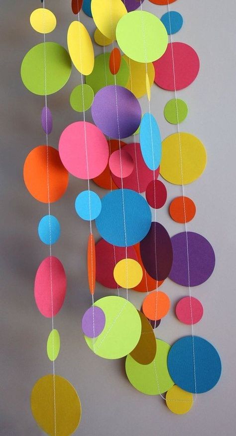 First Birthday Decor, Decorations Birthday Party, Circle Paper, Garland Birthday, Halloween Fest, Garland Nursery, Rainbow Paper, Diy Paper Crafts Decoration, Class Decoration