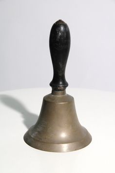 Hand bell used to signal start of school, change of classes, end of recess. Desk Bell, Teacher's Desk, Vintage Childhood, Ring Bell, Old School House, Childhood Memories 70s, Teacher Desk, Break Time, School Memories