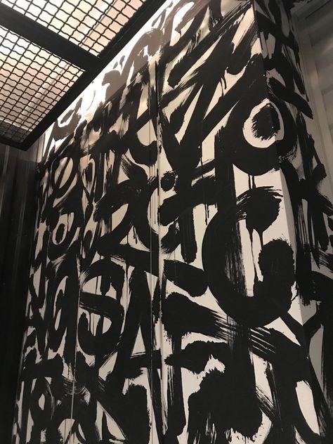 Monotone Graphic Design, Abstract Graffiti Painting, Black And White Graffiti Wallpaper, Shoe Store Design, Black And White Graffiti, Church Interior Design, Graffiti Painting, Murals Street Art, Showroom Design