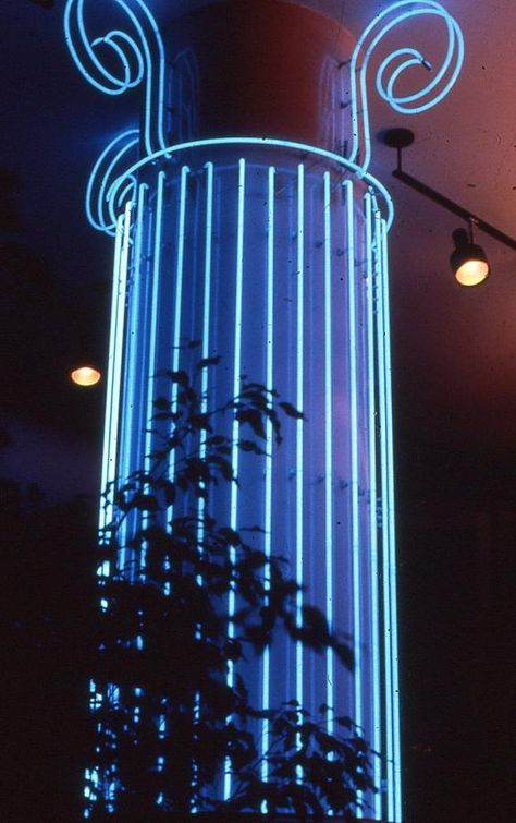 2013 Neon Roman Column / Pacifico Columbo TECH COLUMNS Veuve Cliquot, Neon Sculpture, Column Lighting, Nightclub Design, Roman Columns, Roman Sculpture, Column Design, Bar Lounge, Stage Design