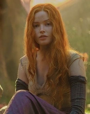 Ellie Bamber Redhead, Redhead Female Face Claim, Ellie Bamber Willow, Ellie Bamber Gif, Acotar Cast, Elora Danan, Black Throne, Period Faceclaims, House Hightower