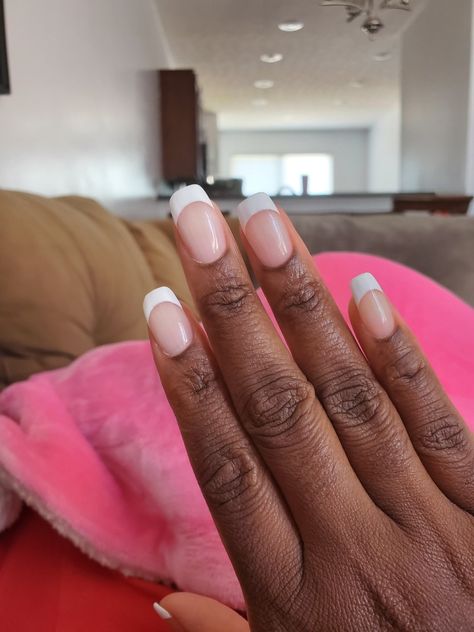 French shellac with SNS on the nails. Sns French Manicure, Sns French Nails, Shellac French Tip, Shellac French Manicure, French Shellac, Manicure Shellac, Sns Nails, Powder Nails, French Manicure