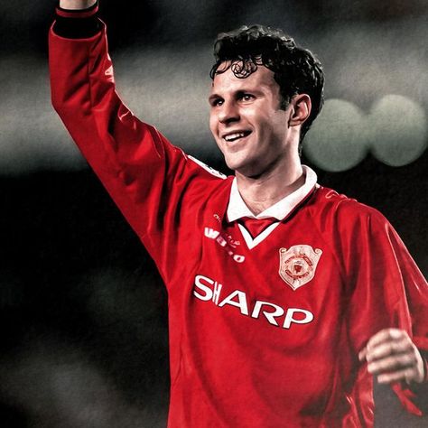 RYAN GIGGS Ryan Giggs, Manchester United Legends, World Football, European Football, Football Coach, Man Utd, Arsenal Fc, Billionaire Boys Club, Sport Soccer