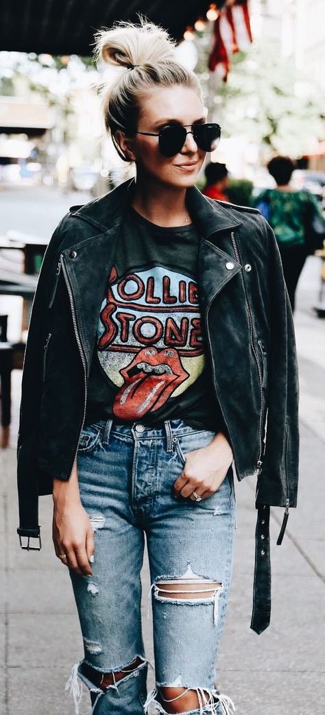 Just substitute the Rolling Stones tee for a David Bowie one and this outfit would be perfect Rocker Girl Outfits, Peacoat Outfit, Rocker Chic Style, Estilo Hipster, Rocker Look, Rocker Girl, Chic Winter Outfits, Estilo Rock, Look Rock