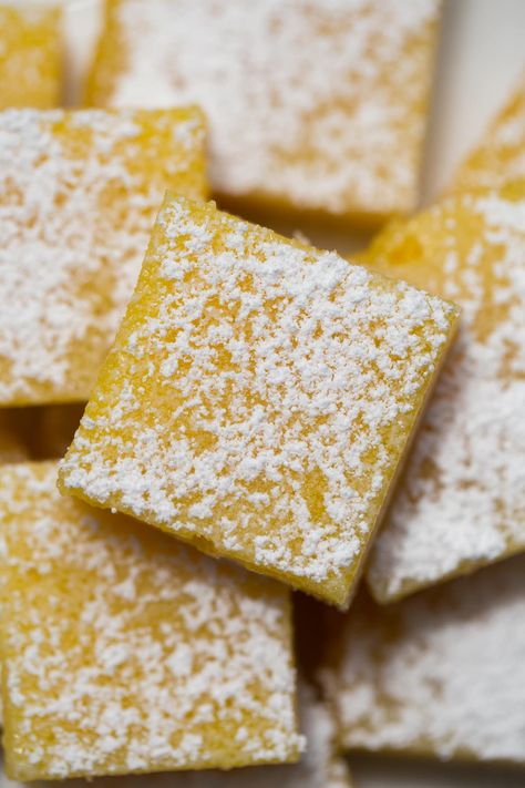 Perfect Lemon Bars, Lemon Blueberry Bars, Lemon Bar Recipe, Cinnamon Streusel Coffee Cake, Ooey Gooey Butter Cake, Curd Filling, Easy Easter Desserts, Cream Cheese Topping, Oatmeal Cream Pies