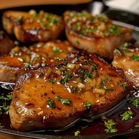 Honey Garlic Pork Chops Healthy Pork Chop Recipes, Garlic Pork Chops, Honey Garlic Pork, Smoked Pork Chops, Garlic Pork, Honey Garlic Pork Chops, Recipes Pork, Herb Roasted Potatoes, Juicy Pork Chops