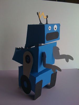 LC Card Making Corner: 3-D Robot Maths Geometry, Junk Modelling, 3d Robot, Alien Party, Robot Monster, Robot Party, 2d And 3d Shapes, 2d Shapes, Paper Boxes