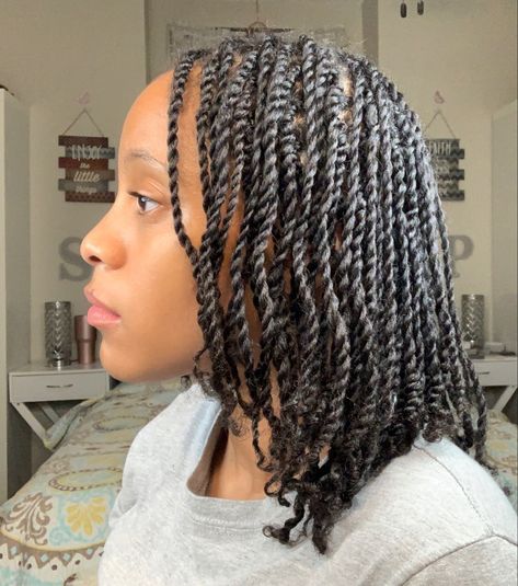 Would you like more length on your twists? Try twists on blow dryed hair! #minitwiststyles #minitwist #minitwists #twistshairstyles #twist #twistout Mini Twists On Blown Out Hair, Twist On Straight Hair, Twists No Extensions, Natural Hairstyles For Winter, Twists Natural Hairstyles, Winter Protective Styles, Hair Claims, Blow Dry Natural Hair, Hairstyles For Winter