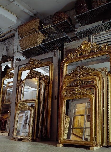 (via Pinterest) Spiegel Diy, Gold Mirrors, Framed Mirrors, Old Mirrors, Antique Mirrors, French Mirror, Ornate Mirror, Vintage Mirrors, Beautiful Mirrors