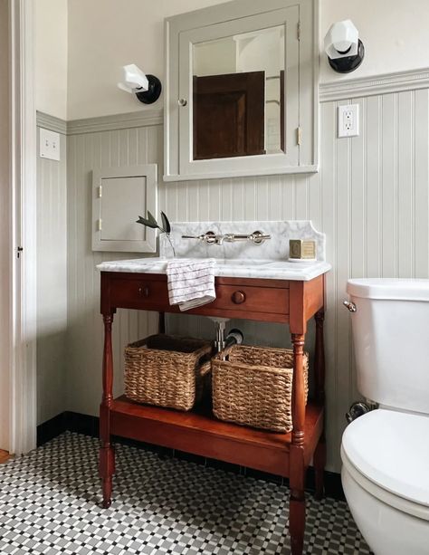 How to Turn Vintage Furniture into a Vanity - Francois et Moi Beadboard Bathroom, Greek Revival Home, Console Sink, Wainscoting Panels, American House, Vanity Countertop, Kids Room Wall Decor, Greek Revival, Kids Room Wall