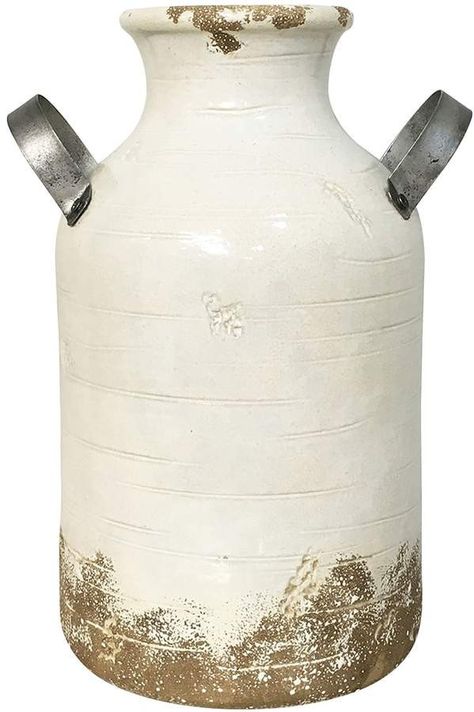 Rustic Farmhouse style ceramic milk can vase. #affiliate #farmhousedecor #rustic Farmhouse Glam, Glaze Ideas, Charming Farmhouse, Southwest Decor, Vase White, Butcher Shop, Shabby Chic Diy, Bohemian Interior, Porch Design