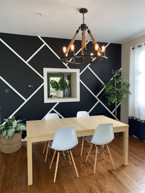 Accent Wall Dining, Striped Accent Wall, Accent Wall Dining Room, Wall Dining Room, Black And White Dining Room, Dining Room Accent Wall, Black Feature Wall, Black Accent Walls, Dining Room Accents