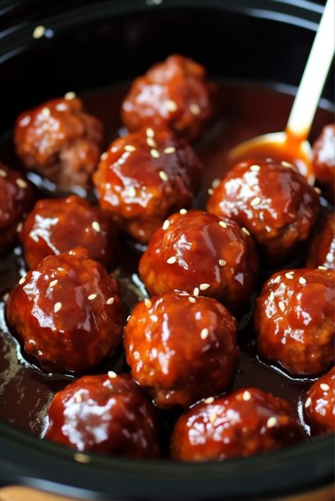 Sweet and Spicy Slow Cooker Meatballs - Easy DIY Recipes Crockpot Recipes Spicy, Meet Balls, Sweet And Spicy Meatballs, Spicy Meatballs, Crock Pot Meatballs, Slow Cooker Meatballs, Sweet And Spicy Sauce, Meatball Ingredients, Meatballs Easy