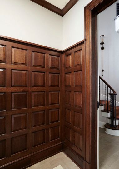 Dark Wainscoting Ideas, Craftsman House Interior, Craftsman Wainscoting, Picture Frame Wainscoting, Wainscoting Hallway, Wainscoting Stairs, Wainscoting Kitchen, Faux Wainscoting, Wainscoting Ideas