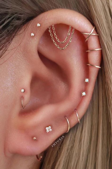 Aesthetic Ear Piercing Ideas for Females – Impuria Ear Piercing Jewelry Trendy Piercings Ear, Vertical Piercing Ears, Earrings Placement Ideas, Floating Ear Piercing, Ear Piercing Locations Chart, Ear Mapping Piercing Ideas, Multiple Helix Piercing, Double Helix Piercings Aesthetic, Unique Piercings Ears