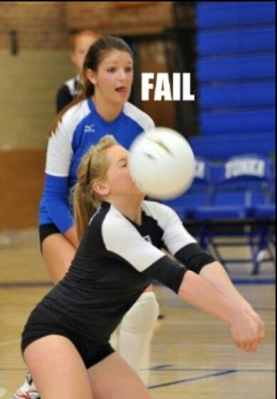 This has happened so many times! Lol Volleyball Fail, Volleyball Funny, Volleyball Problems, Sports Fails, Volleyball Memes, Playing Volleyball, Volleyball Skills, Volleyball Humor, Volleyball Quotes