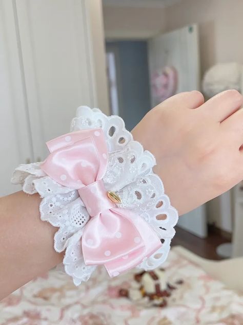 Coffee/Pink and White Polka-dot Bowknot Wrist Cuffs Cutecore Accessories, Gyaru Accessories, Pastel Outfits, Pinterest Wardrobe, Steampunk Fashion Female, Adopt Idea, Coquette Christmas, Pink Chocolate, Pastel Outfit