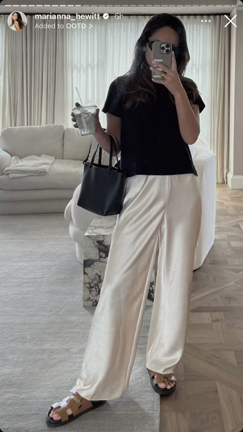 Satin Pants Outfit Casual, Silk Trousers Outfit, Satin Trousers Outfit, Astro Outfits, Trousers Outfit Summer, Dubai Looks, Silk Pants Outfit, Satin Pants Outfit, Trousers Outfit Casual