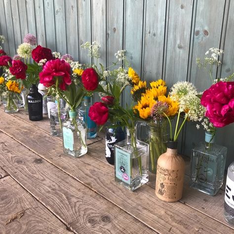 Wedding Centrepiece, Bottle Centerpieces, Colourful Wedding, Eco Wedding, Sustainable Wedding, Gin Bottles, Table Plan, Venue Decor, Wedding Styling