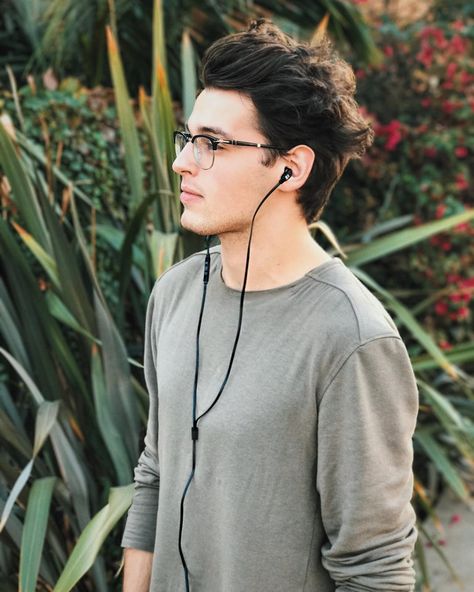 22.2k Likes, 68 Comments - Blake Steven (@blakesteven) on Instagram: “Spent today listening to new music on the @alteclansingofficial In-Ear X stereo buds which solve…” Blake Steven, Felicia Day, Men's Glasses, Man Model, Men Model, Guy Pictures, Perfect Man, Haircuts For Men, New Music