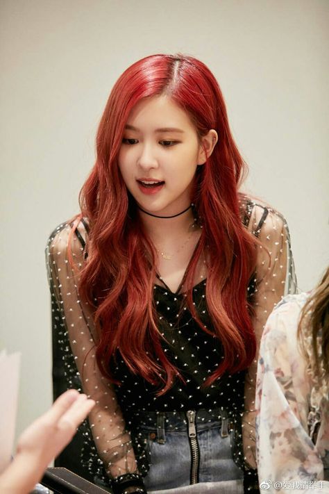 China Weibo Interview · BLACKPINK Rosé Rosé Red Hair, Wallpaper Rose, Bp Rosé, Hyun A, Rosé Jisoo, Rose Park, 1 Rose, Lisa Rosé, Park Chaeyoung