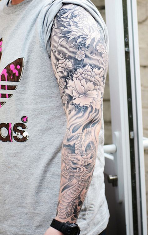 Obviously not this sleeve exactly but I'm loving the Japanese themed black and grey.... Bodysuit Tattoos, Catrina Tattoo, Dragon Sleeve, Tattoos Meaning, Yakuza Tattoo, Samoan Tattoo, Japanese Tattoos, Body Suit Tattoo, Japanese Sleeve Tattoos