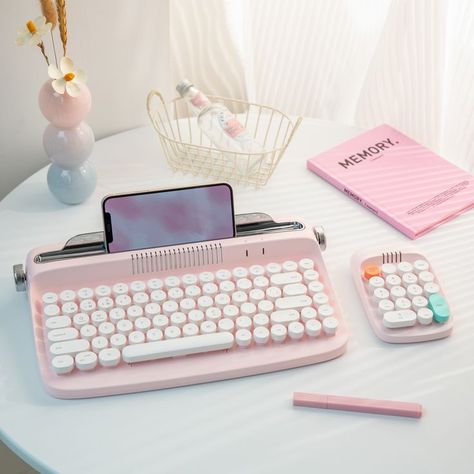 WIRELESS RETRO CUTE KEYBOARD：The YUNZII B303 wireless keyboard offers a unique blend of vintage charm and modern typewriter functional, with its compact layout, retro keyboard typewriter style, pastel color scheme, and cute round keycaps. Enjoy a more enjoyable typing experience with this eye-catching typewriter . Keyboard Typewriter, Retro Keyboard, Modern Typewriter, Typewriter Keyboard, Retro Typewriter, Pastel Color Schemes, Wireless Keyboard, Bluetooth Keyboard, Apple Accessories