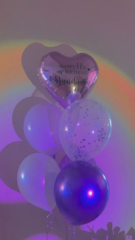 aesthetic birthday balloon Lavender Aesthetic Birthday, Purple Aesthetic Birthday Decoration, Purple Balloons Aesthetic, Purple Aesthetic Birthday, Birthday Aesthetic Balloons, Birthday Balloons Aesthetic, Light Purple Birthday, 17 Doğum Günü, Lavender Balloons